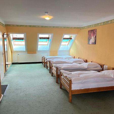 City Apartment Hotel Гамбург Экстерьер фото
